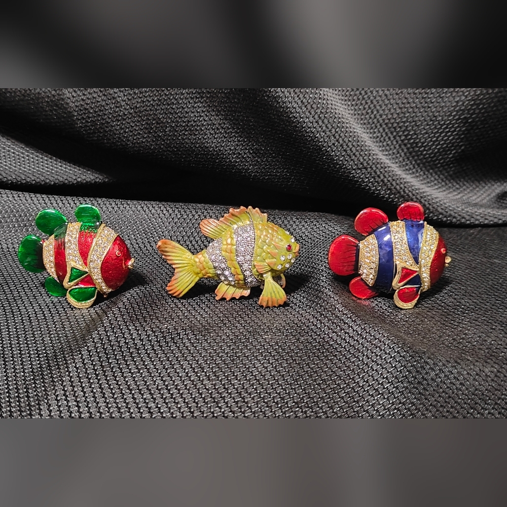 Colorful Fish Brooch Set - Picture 2 of 11